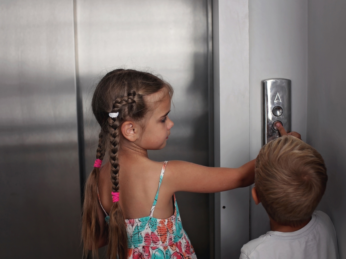 Protect your child from the 5 most common elevator dangers!